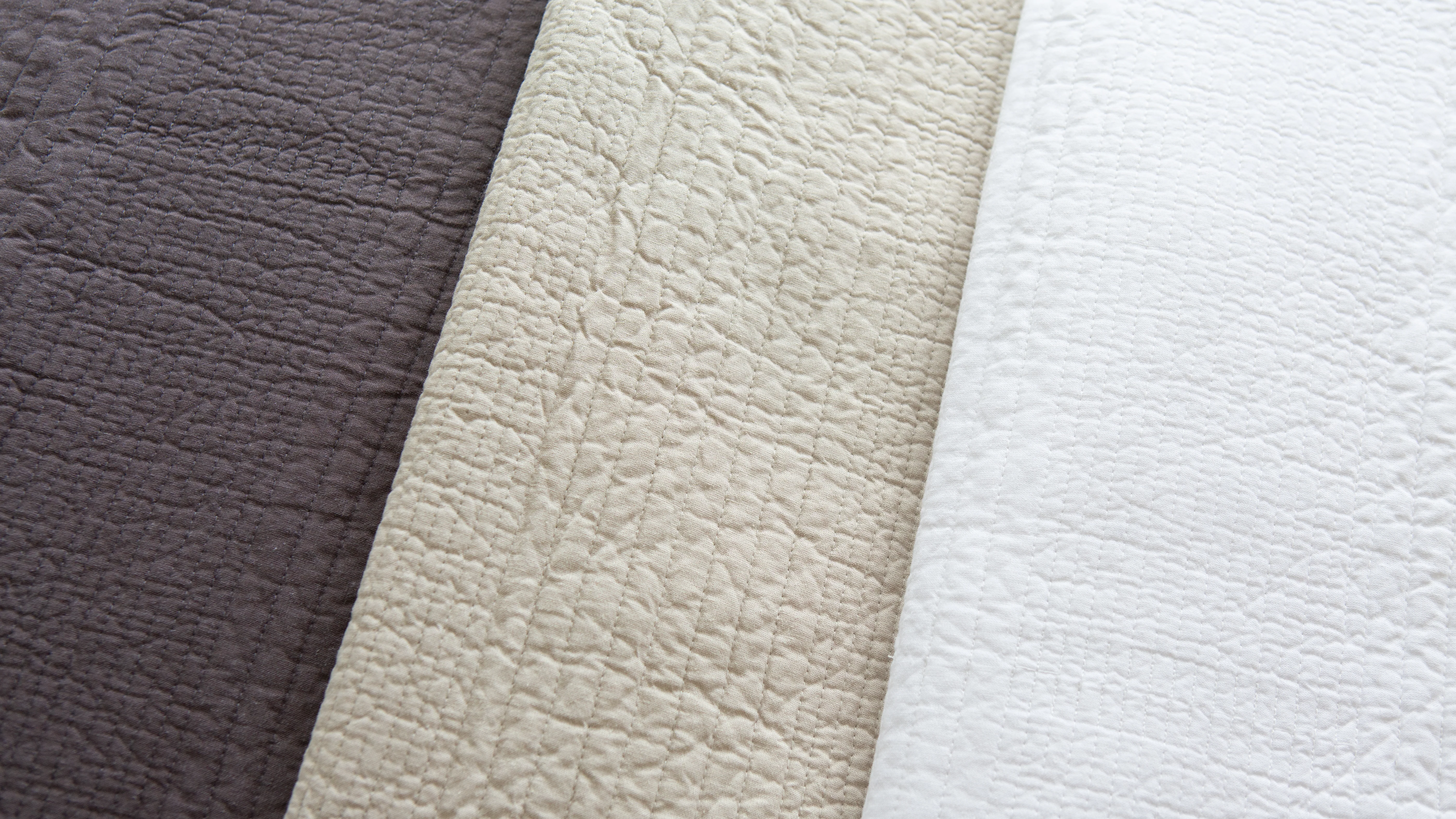 Smoke Longaberger Quilt - Image 4